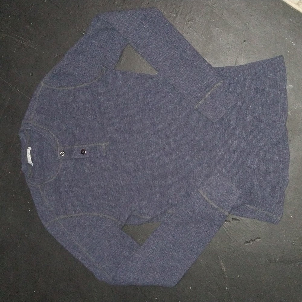 Wallace & Barnes thermal blue size medium tall.